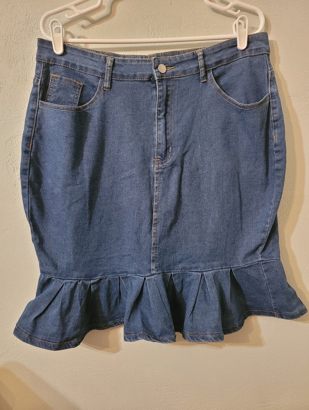 Cute Ruffle Tiered Plus Size Jean Skirt Size 1X!